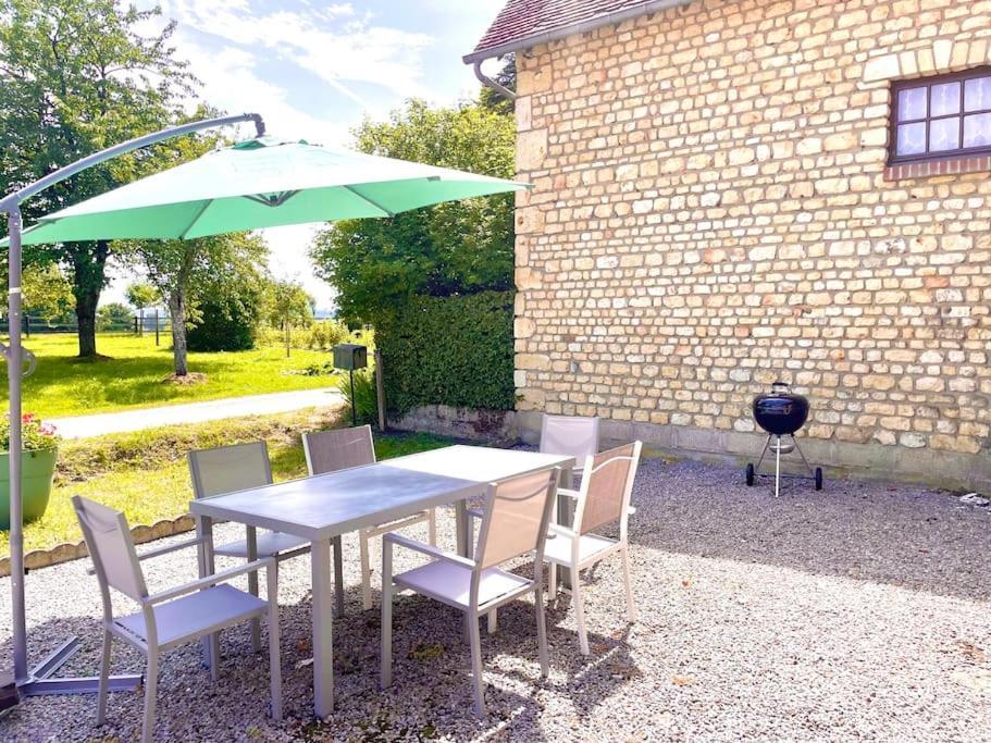 Maison De Campagne Paisible La Mesnière Kültér fotó