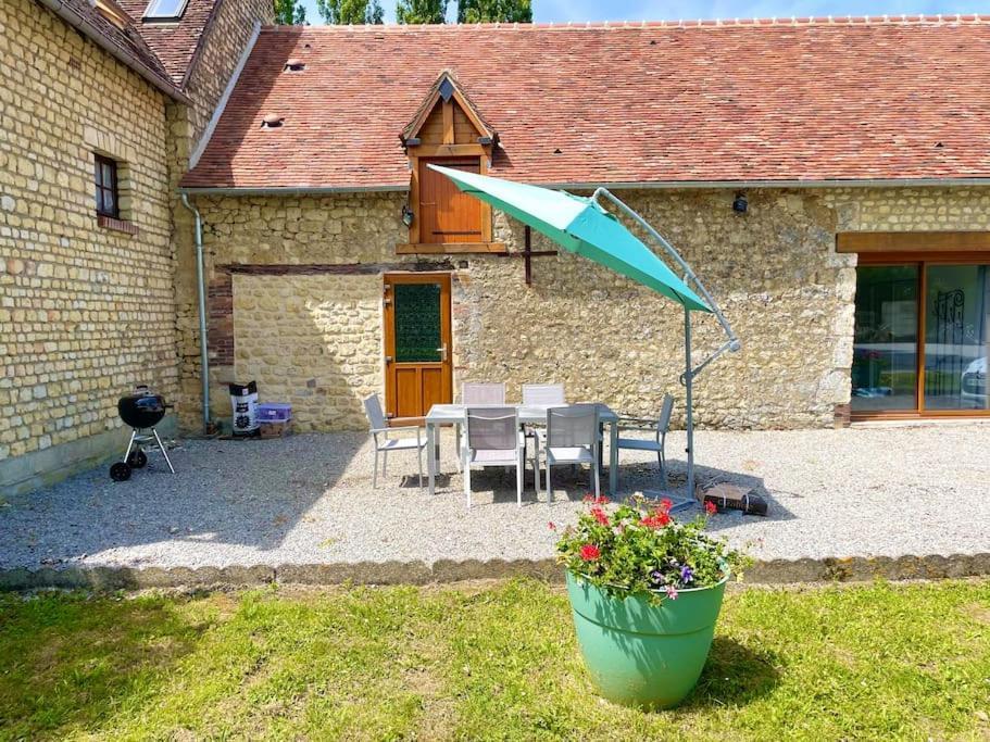 Maison De Campagne Paisible La Mesnière Kültér fotó